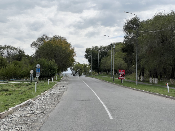 The photographer showed the longest street in Kazakhstan